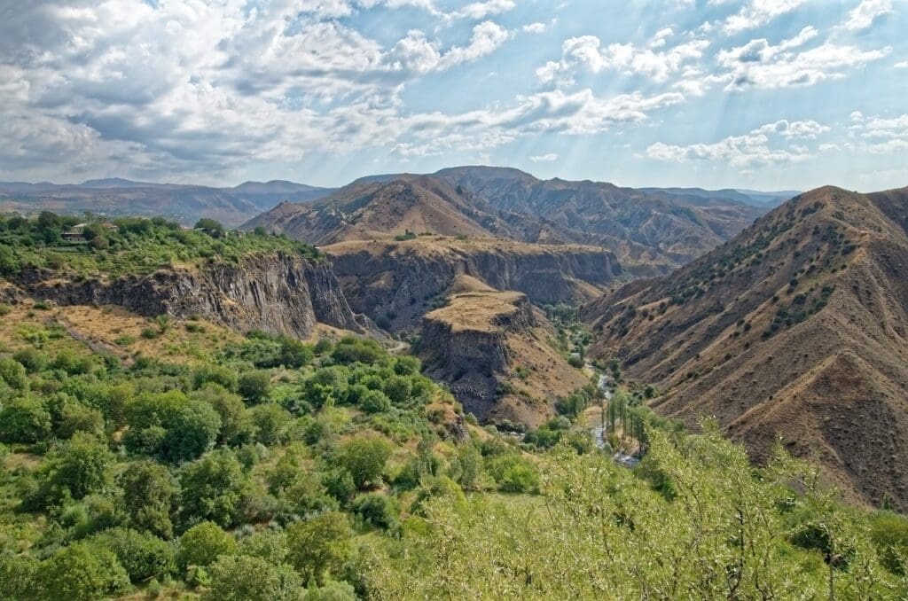
Las Alas de Armenia
