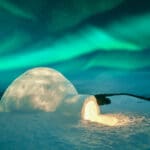 Auroras Boreales e Iglú de Cristal