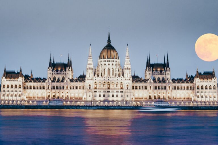 
Hungría
