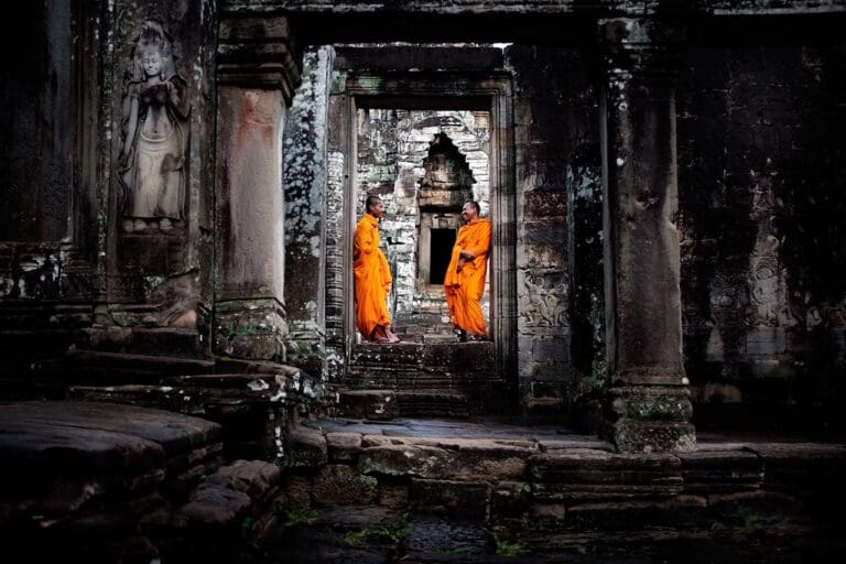 Phnom Penh, Battambang y Templos Angkor