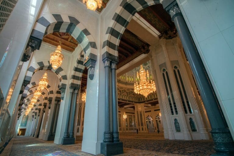 Mezquitas, castillos, fuertes y desierto